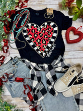 Load image into Gallery viewer, Be Kind Leopard Heart Long Sleeve Tee &amp; Sweatshirt
