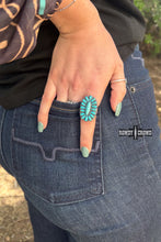 Load image into Gallery viewer, DS Colorado Concho Scarf Slide/ Ring
