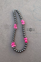 Load image into Gallery viewer, DS Pondasetta Necklace
