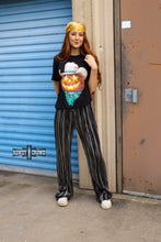 Load image into Gallery viewer, DS Ruffled Cup Pants
