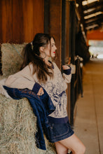 Load image into Gallery viewer, Rodeo Trail Sweater
