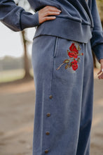 Load image into Gallery viewer, Horses in Heaven Pant
