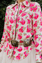 Load image into Gallery viewer, Wild Rose Button Up
