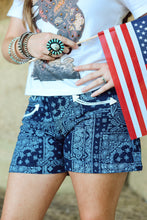Load image into Gallery viewer, The Bandana Print Denim Shorts
