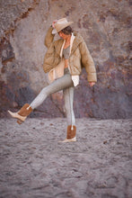 Load image into Gallery viewer, Paisley Camo Hot Pant ♡
