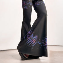 Load image into Gallery viewer, Pura Vida Crop Bell Bottom ♡
