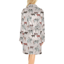 Load image into Gallery viewer, Cattle Drive Women&#39;s Western Bath Robe
