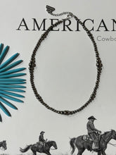 Load image into Gallery viewer, Graduated Pearl Beaded Choker
