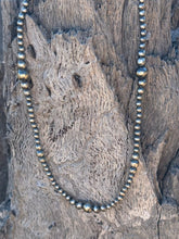 Load image into Gallery viewer, Graduated Pearl Beaded Choker
