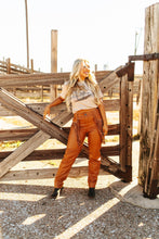 Load image into Gallery viewer, Homestead Horizon Graphic Tee
