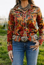Load image into Gallery viewer, Horses &amp; Horseshoes Button Up
