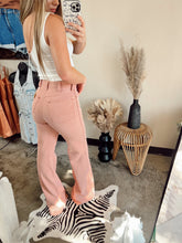 Load image into Gallery viewer, The Wrangler Wanderer 622 Rose Flares
