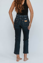 Load image into Gallery viewer, Wrangler Wild West 603 Wild Ride Jeans- 25, 26, + 27
