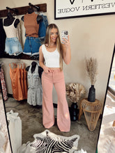 Load image into Gallery viewer, The Wrangler Wanderer 622 Rose Flares
