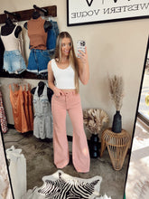 Load image into Gallery viewer, The Wrangler Wanderer 622 Rose Flares
