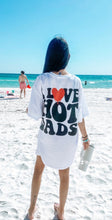 Load image into Gallery viewer, I love hot dads design
