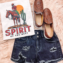 Load image into Gallery viewer, Spirit Of The West - Graphic Top
