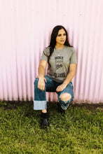 Load image into Gallery viewer, It&#39;s Canning Season Graphic Tee
