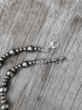 Load image into Gallery viewer, Multi Size Silver Pearl Necklace
