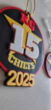 Load image into Gallery viewer, 3D Print Chiefs Kc 15 Mahomes Kansas City Patrick Football Ornament or Keychain
