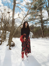 Load image into Gallery viewer, Colores de Mexico Romantic Red Roses Midi Skirt
