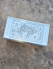 Load image into Gallery viewer, 3d Print Silver Tooled Horse Trinket Gift Box with free horse keychain
