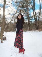 Load image into Gallery viewer, Colores de Mexico Romantic Red Roses Midi Skirt
