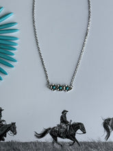 Load image into Gallery viewer, Turquoise Flowers Trio Chain Necklace
