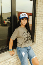 Load image into Gallery viewer, Trump Never Surrender Western Graphic Tee
