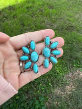 Load image into Gallery viewer, Turquoise Cluster Stud Earrings
