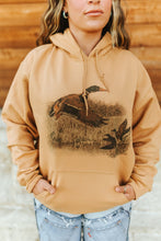 Load image into Gallery viewer, Vintage Duck Graphic Hoodie
