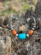 Load image into Gallery viewer, Western Coral Apple Beaded Bracelet
