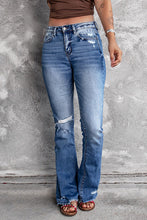 Load image into Gallery viewer, Distressed Flared Jeans with Pockets
