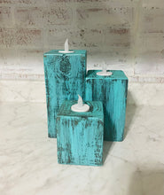 Load image into Gallery viewer, Candle Set of 3 Variety of Colors..
