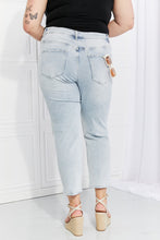 Load image into Gallery viewer, Vervet by Flying Monkey Stand Out Full Size Distressed Cropped Jeans
