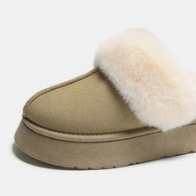 Load image into Gallery viewer, Center-Seam Furry Chunky Platform Slippers
